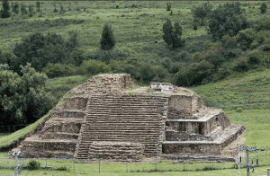 Zona Arqueologica Cacaxtla viajar por mexico