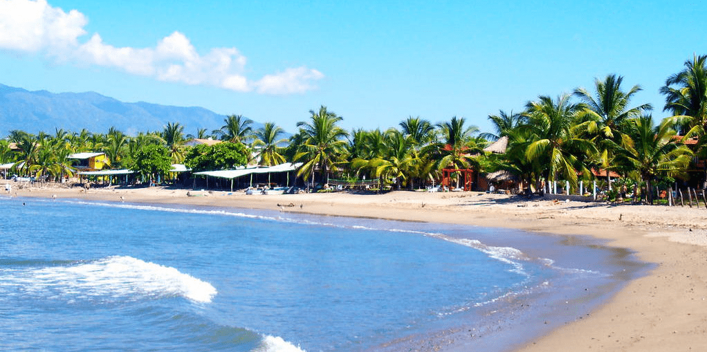 Playa Troncones en la Costa Grande de Guerrero
